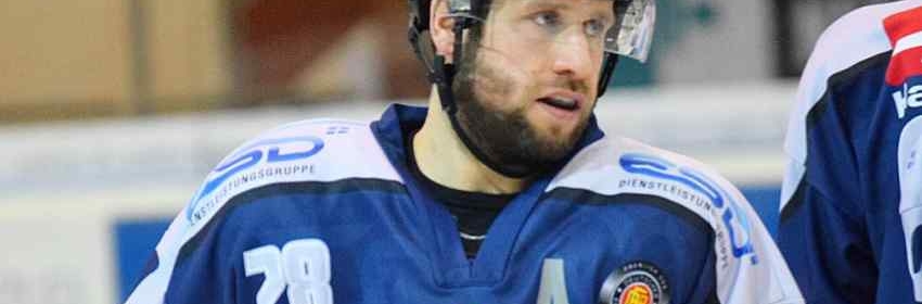 Eishockey Oberliga Daniel Haemmerle bleibt beim EHC Waldkraiburg