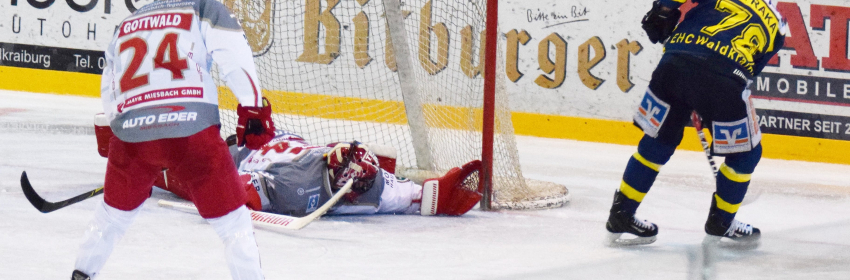 Eishockey Bayernliga Zwei Siege fuer den EHC Waldkraiburg zum Abschluss der Vorbereitung