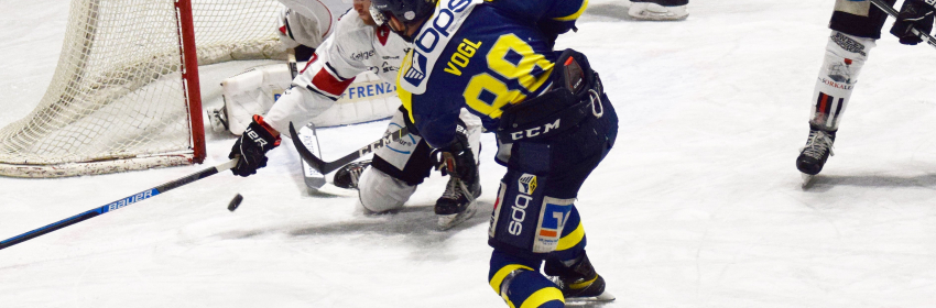 Eishockey Bayernliga Waldkraiburg siegt in Overtime gegen Koenigsbrunn 3 zu 2